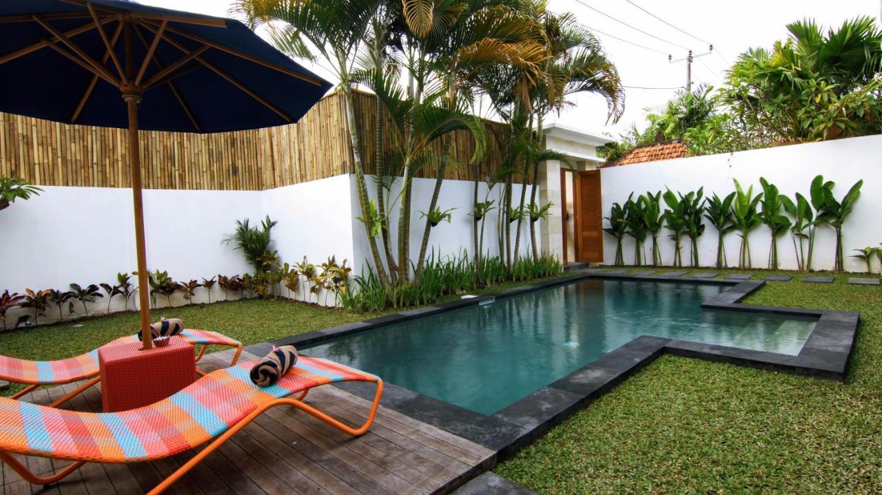Villa Nikole Seminyak Buitenkant foto